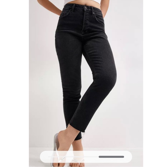 BDG Jeans Pre loved Slim Stretch in great condition. - Picture 4 of 8